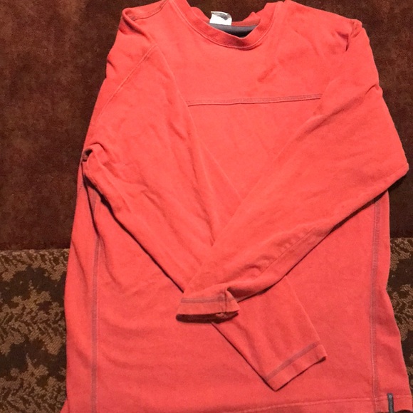 Columbia - Long Sleeve Red Crewneck - Picture 2 of 4